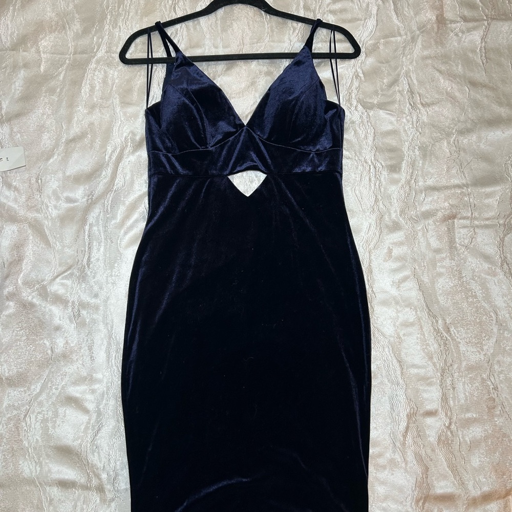 Elegant Navy Blue Velvet Dress